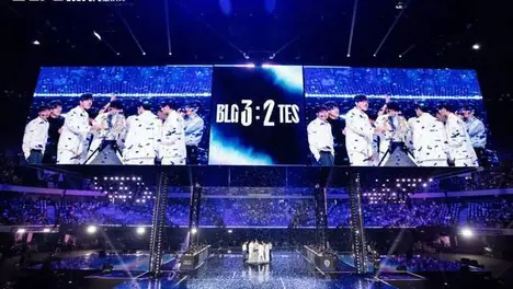 BLG爆冷输给100T：LPL劲旅不敌北美战队，临时教练上场创电竞比赛最大冷门，BLG团战致命失误频发